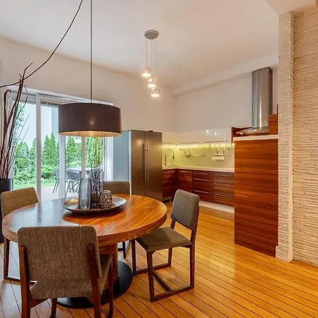 Апартаменти Michano Premium